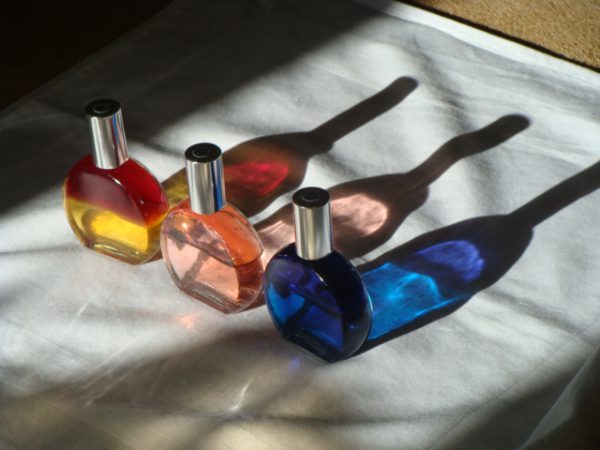 Shadows of the Coloured Oils